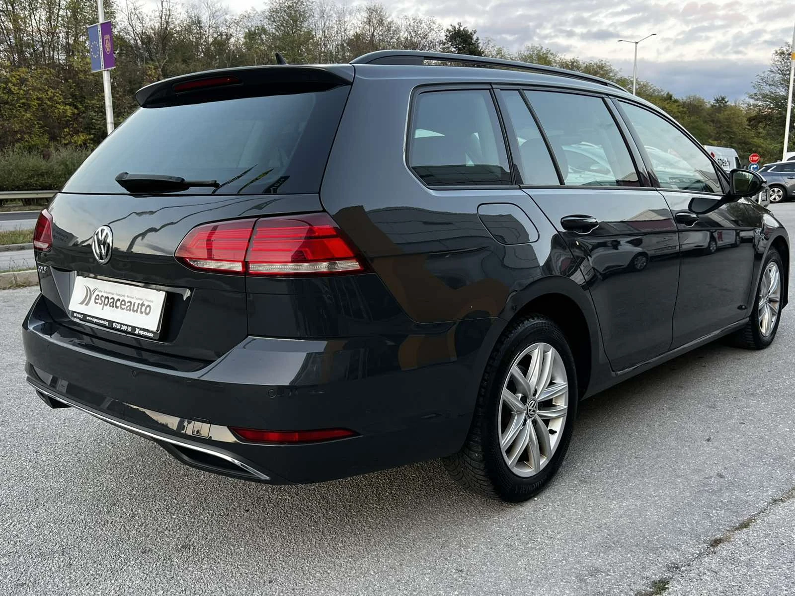 VW Golf Variant 2.0 TDI / 150 к.с. / DSG - изображение 4