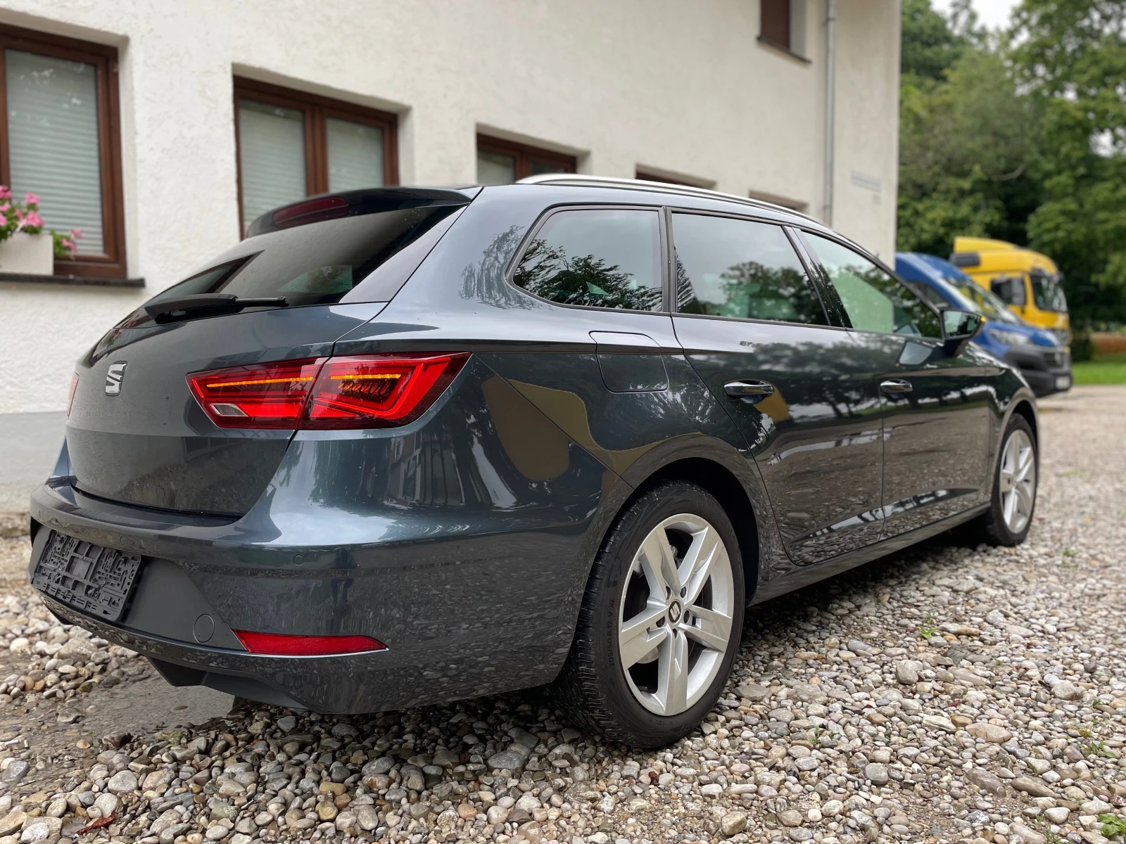 Seat Leon FR Erdgas Фабричен метан - изображение 5