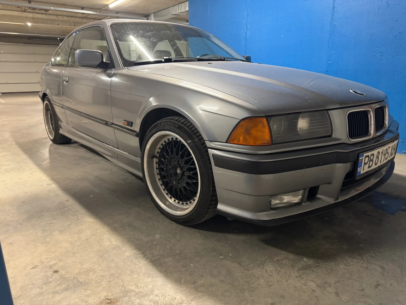 BMW 320  - изображение 6