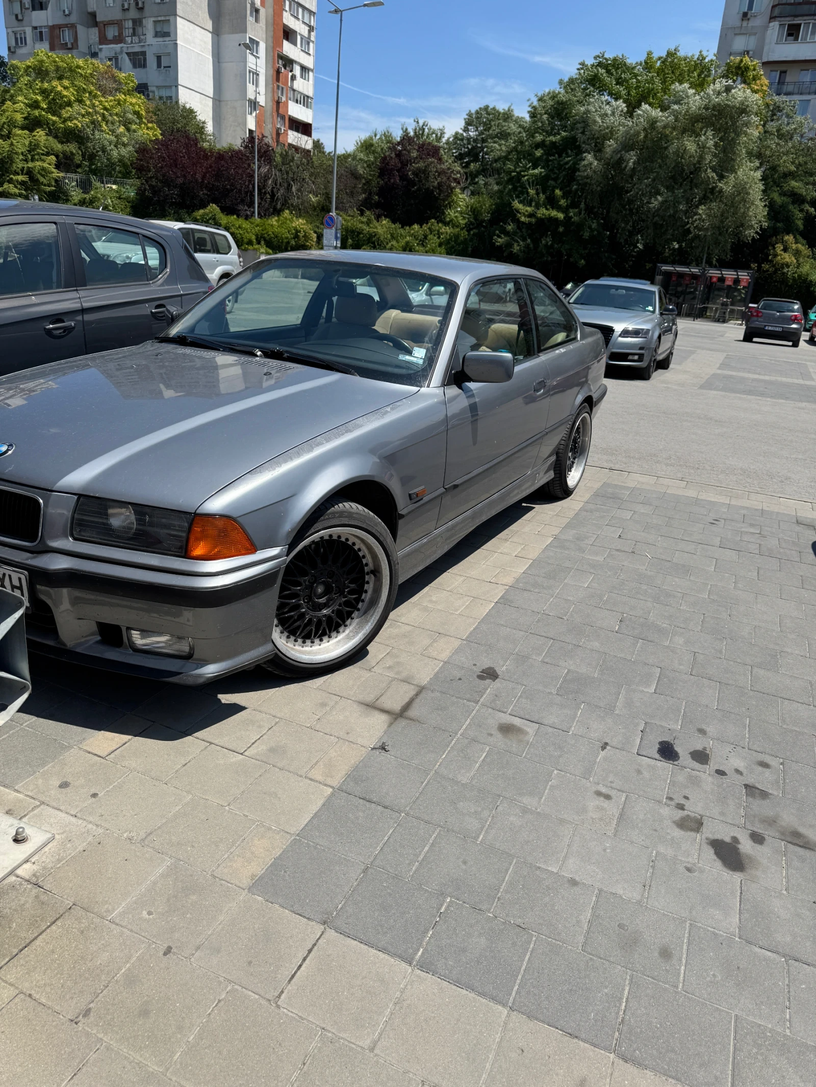 BMW 320  - изображение 9