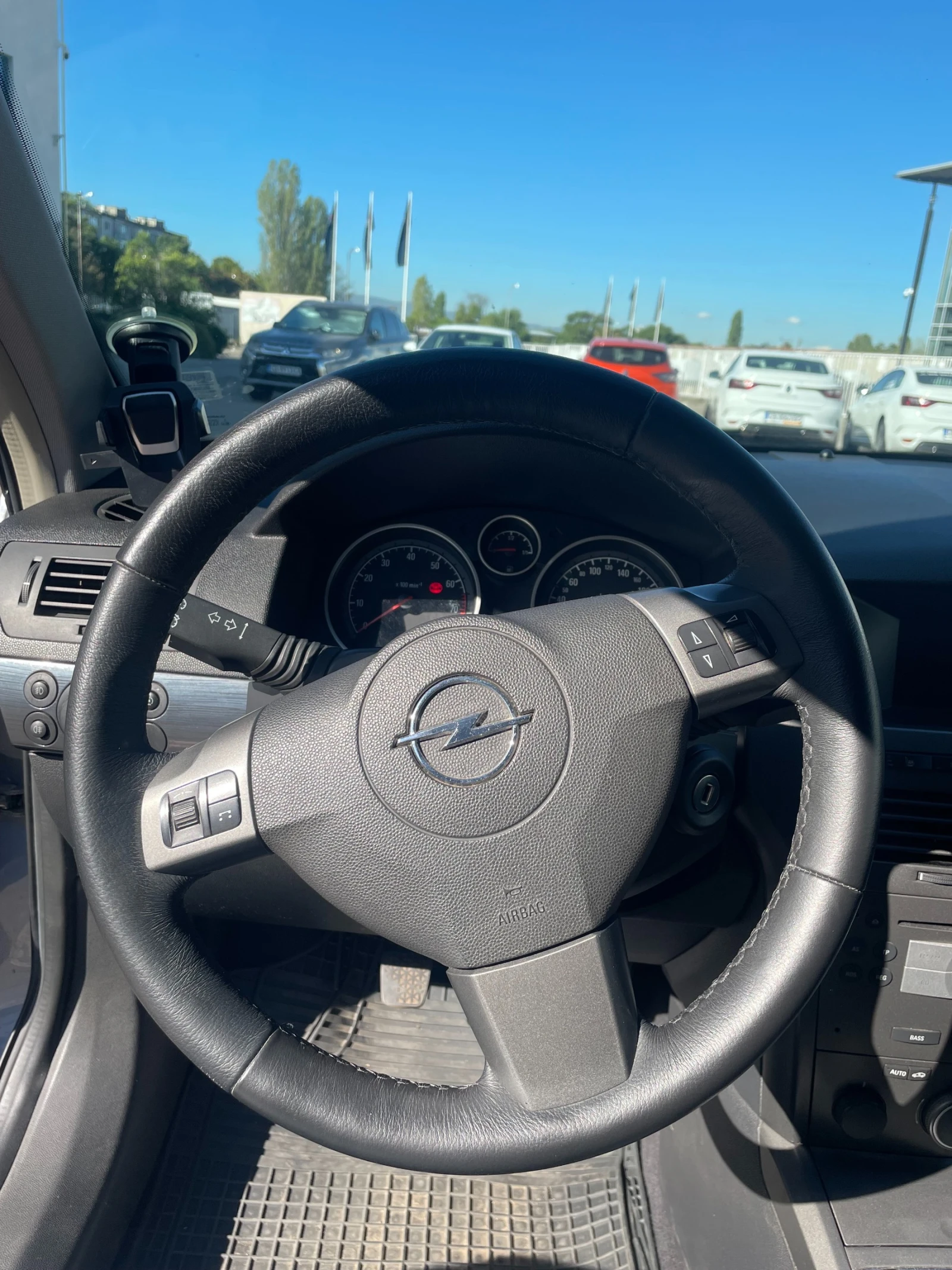 Opel Astra 2.0T - изображение 10