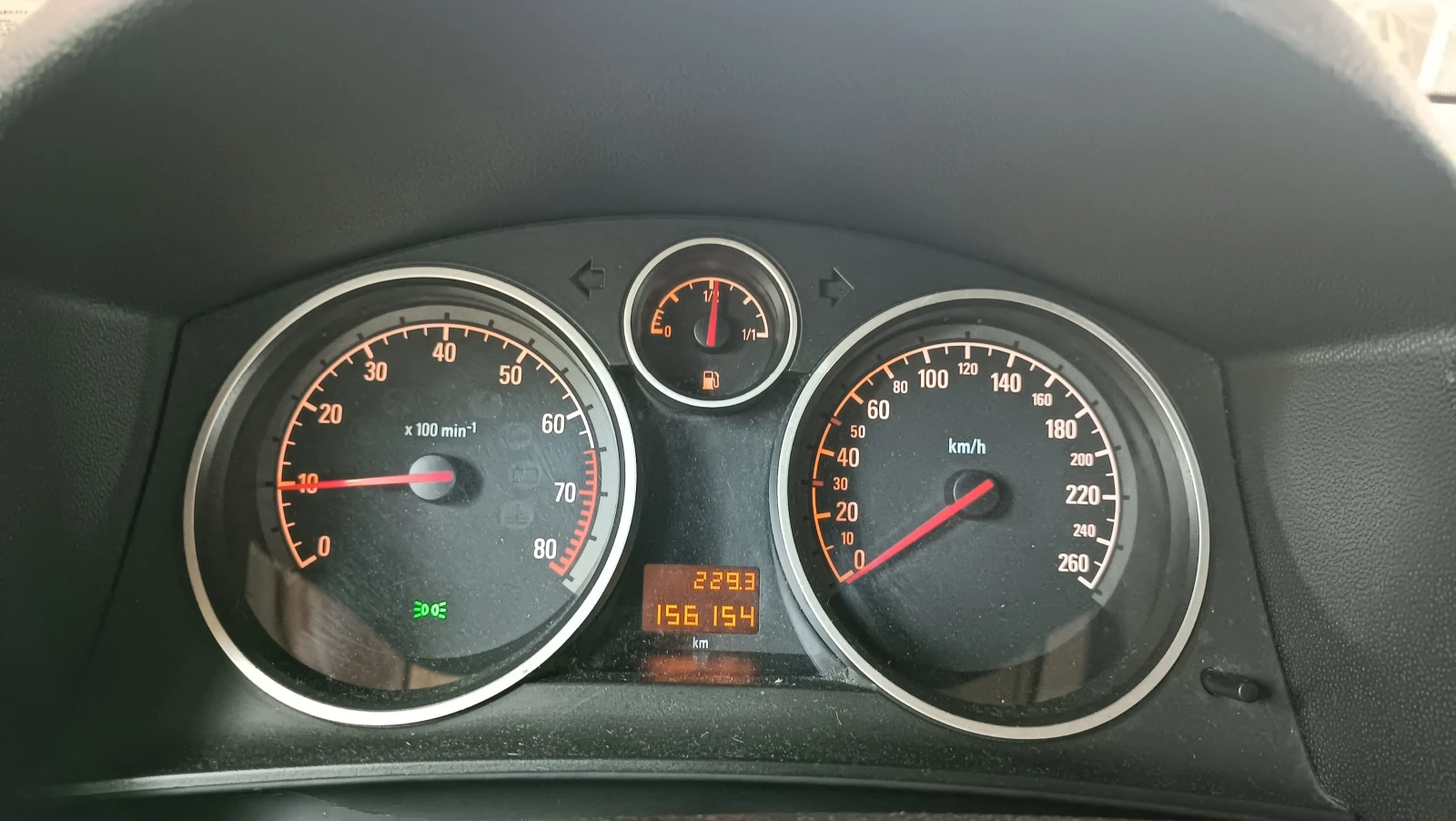 Opel Astra 2.0T, снимка 13 - Автомобили и джипове - 56152710