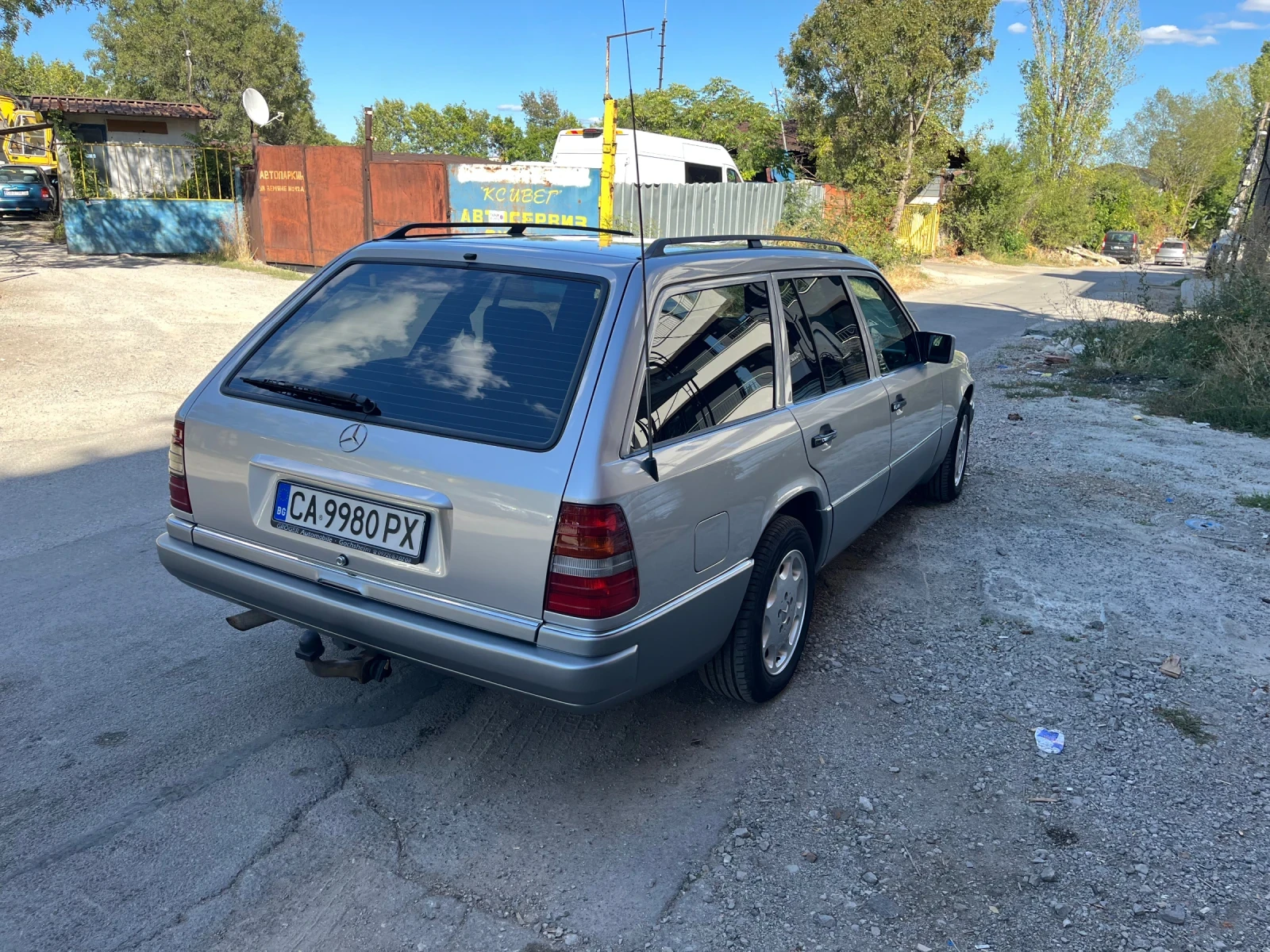 Mercedes-Benz E 300  - изображение 5