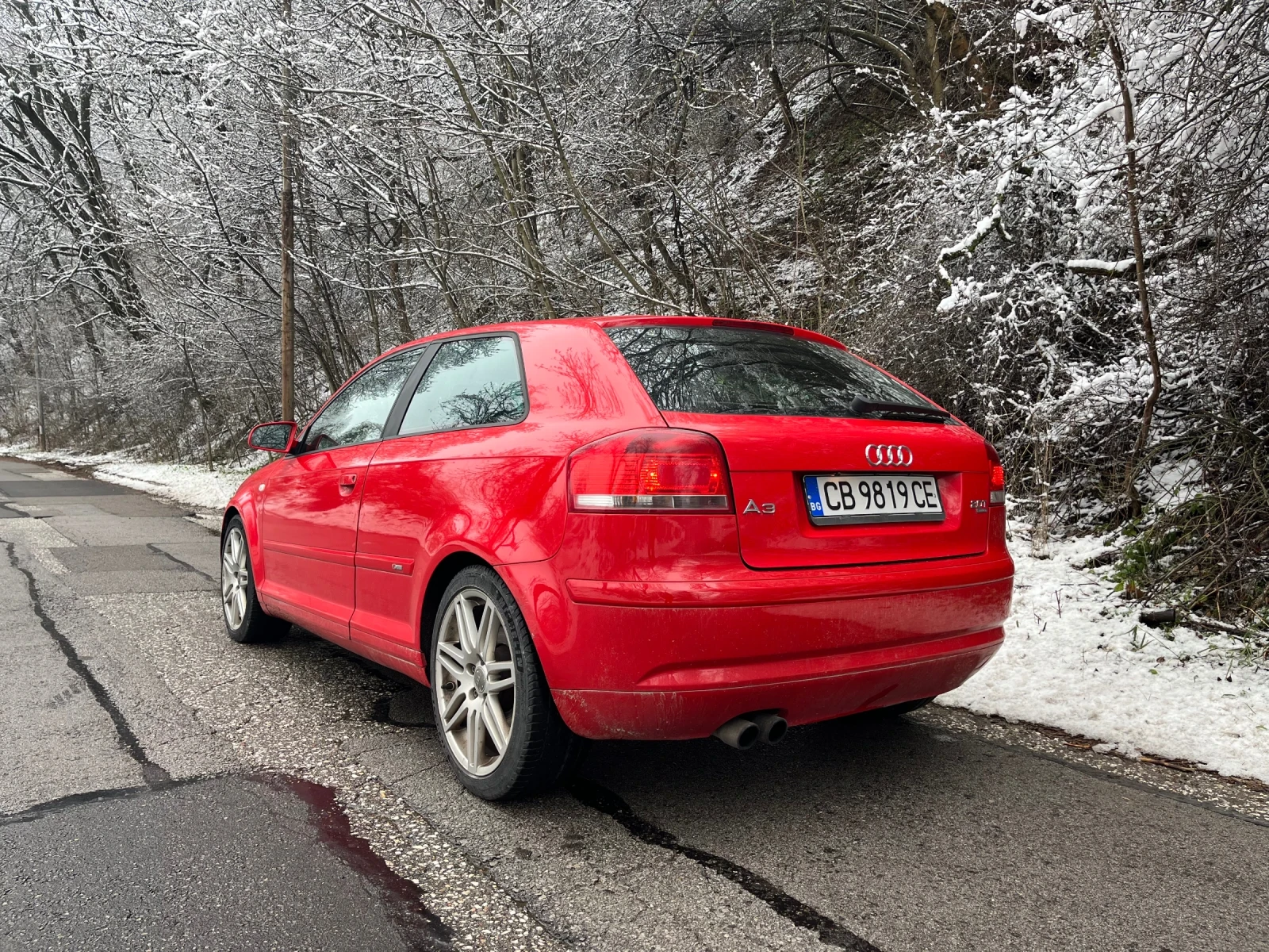 Audi A3 2.0T Quattro S Line - изображение 2