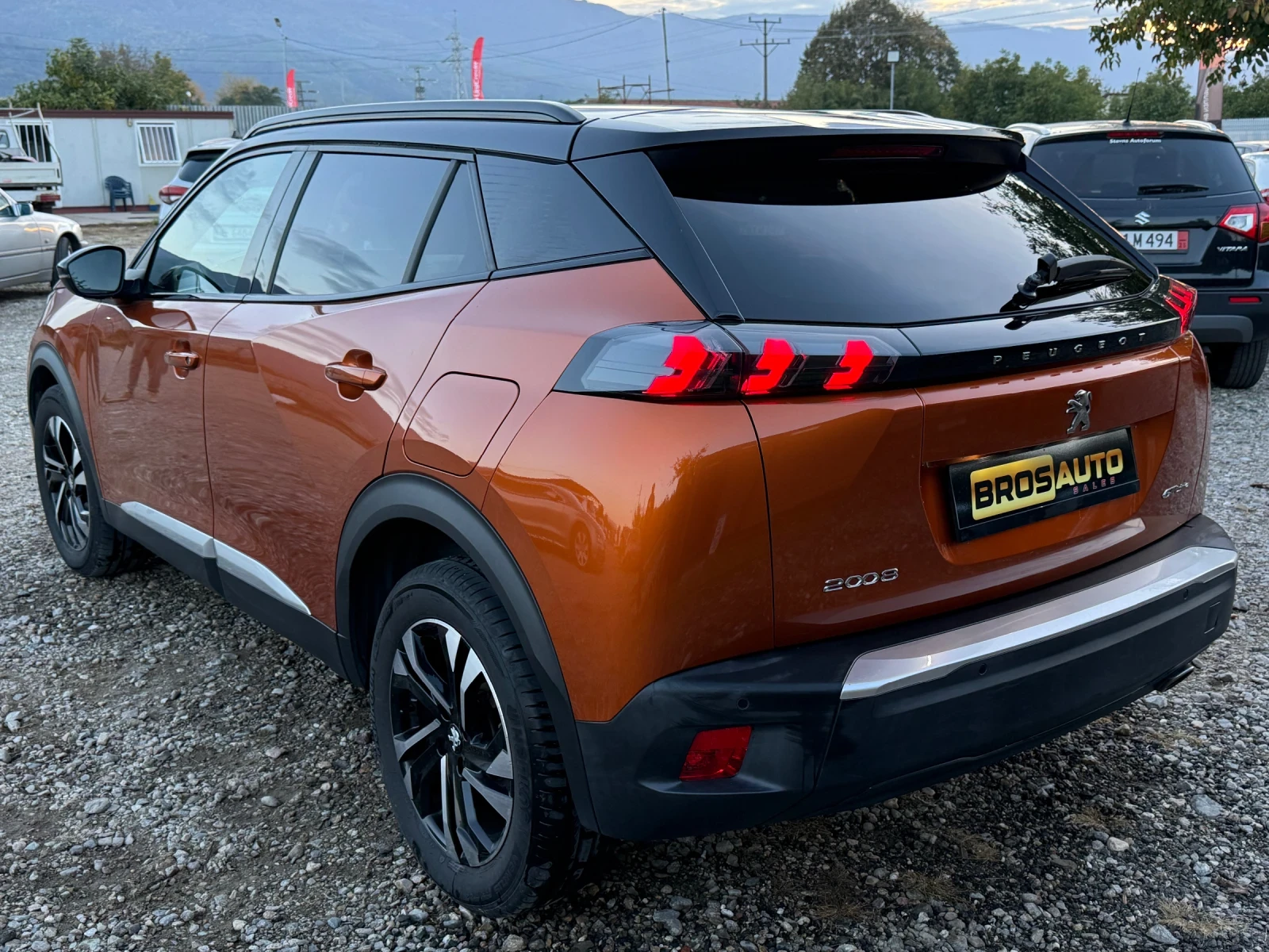 Peugeot 2008 GT Line - изображение 3