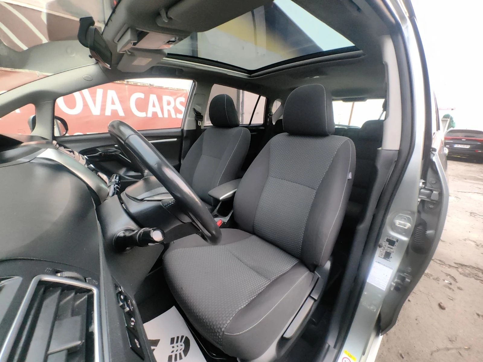 Toyota Verso 1.6i-132к.с Comfort - изображение 7