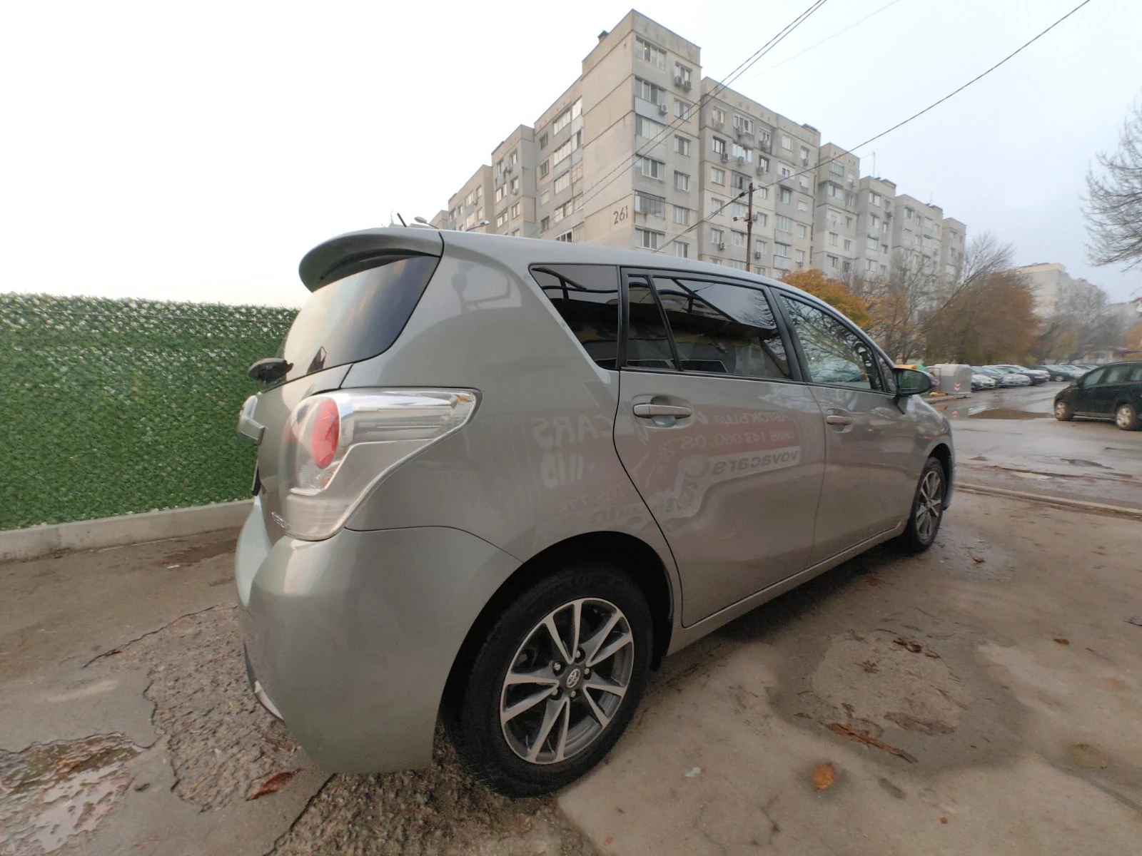 Toyota Verso 1.6i-132к.с Comfort - изображение 4