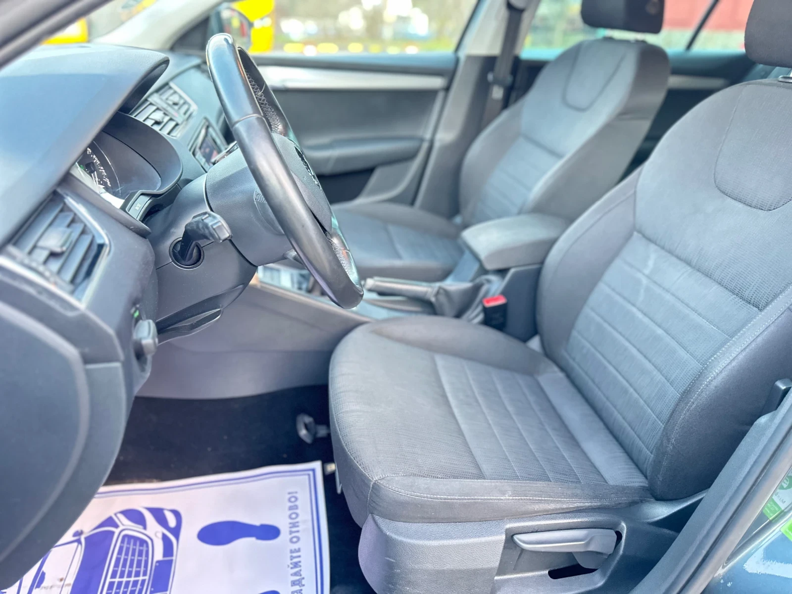 Skoda Octavia 1.6TDI Navigaciq* Ksenon* Klimatronik | Mobile.bg � ����������� 11