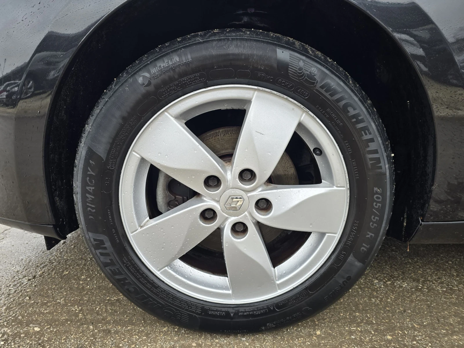 Renault Megane 1.5d 110к.с Топ състояние  - изображение 9