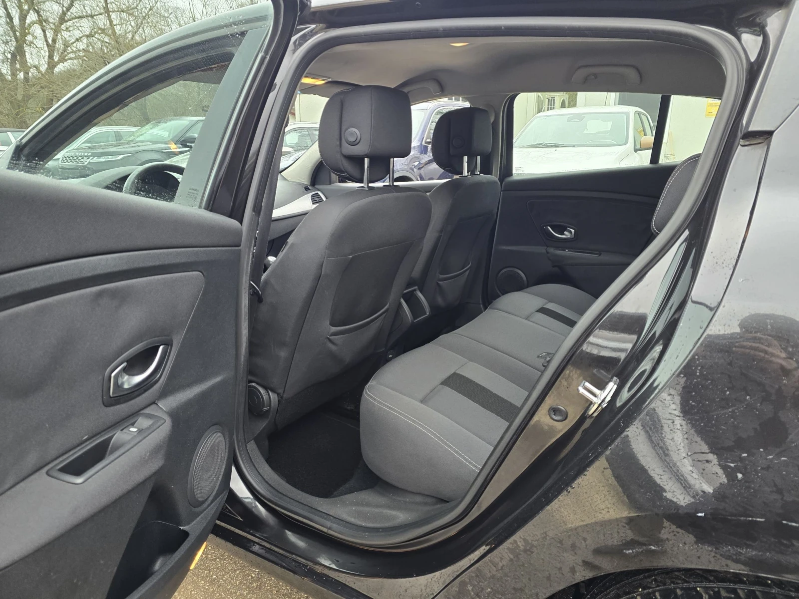 Renault Megane 1.5d 110�.� ��� ���������  | Mobile.bg � ����������� 12