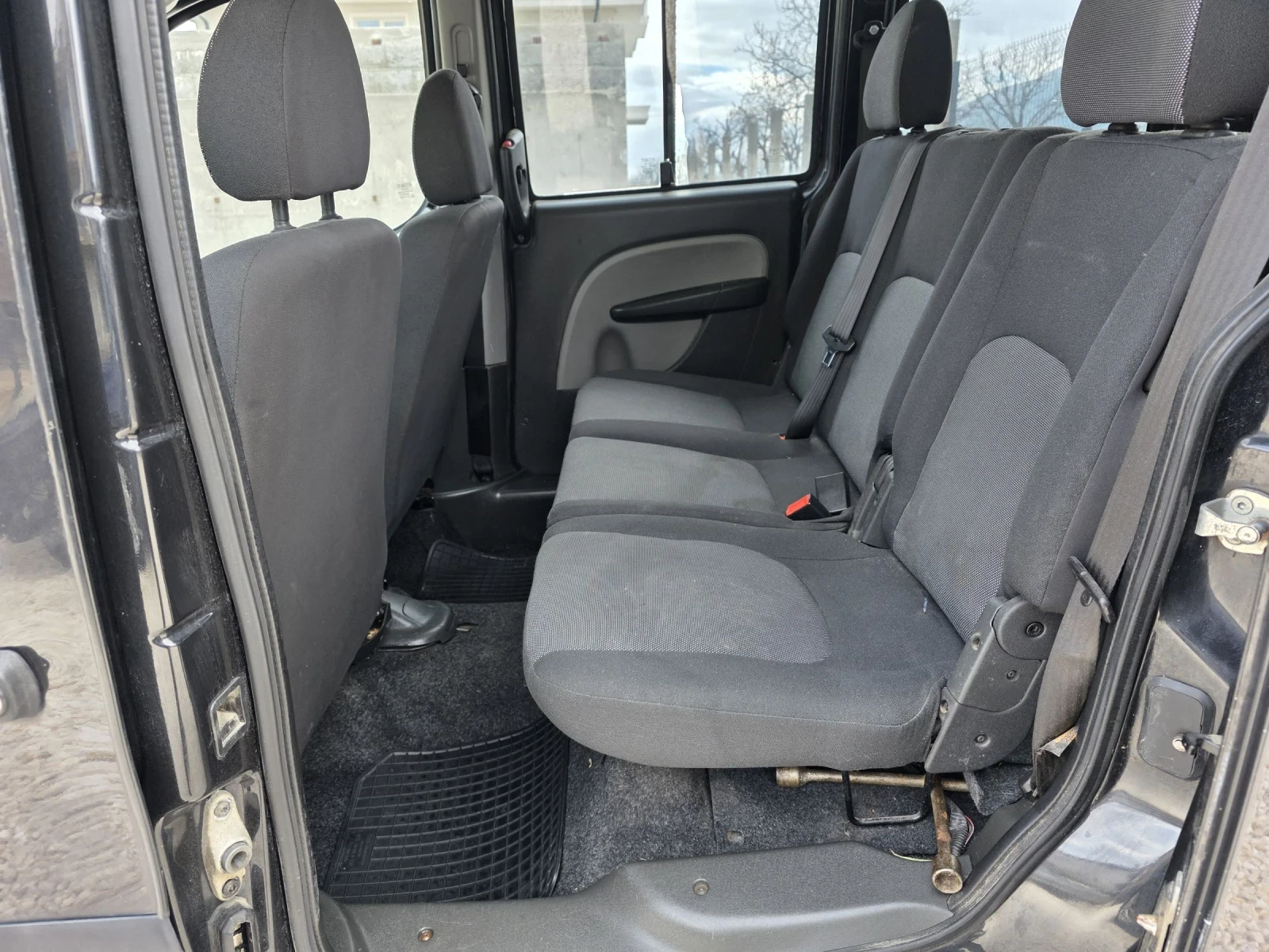 Fiat Doblo ГАЗ Регистриран Всичко Платено  - изображение 9