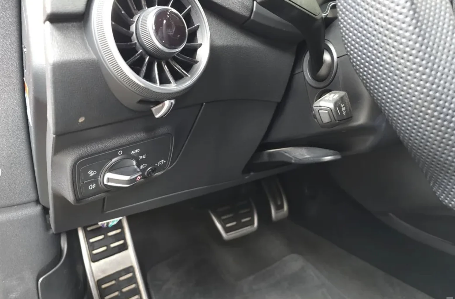 Audi Tt COUPE 45 TFSI QUATTRO* ДВА КЛЮЧА* КОЖА* ПОДГРЕВ* К, снимка 15 - Автомобили и джипове - 54210010