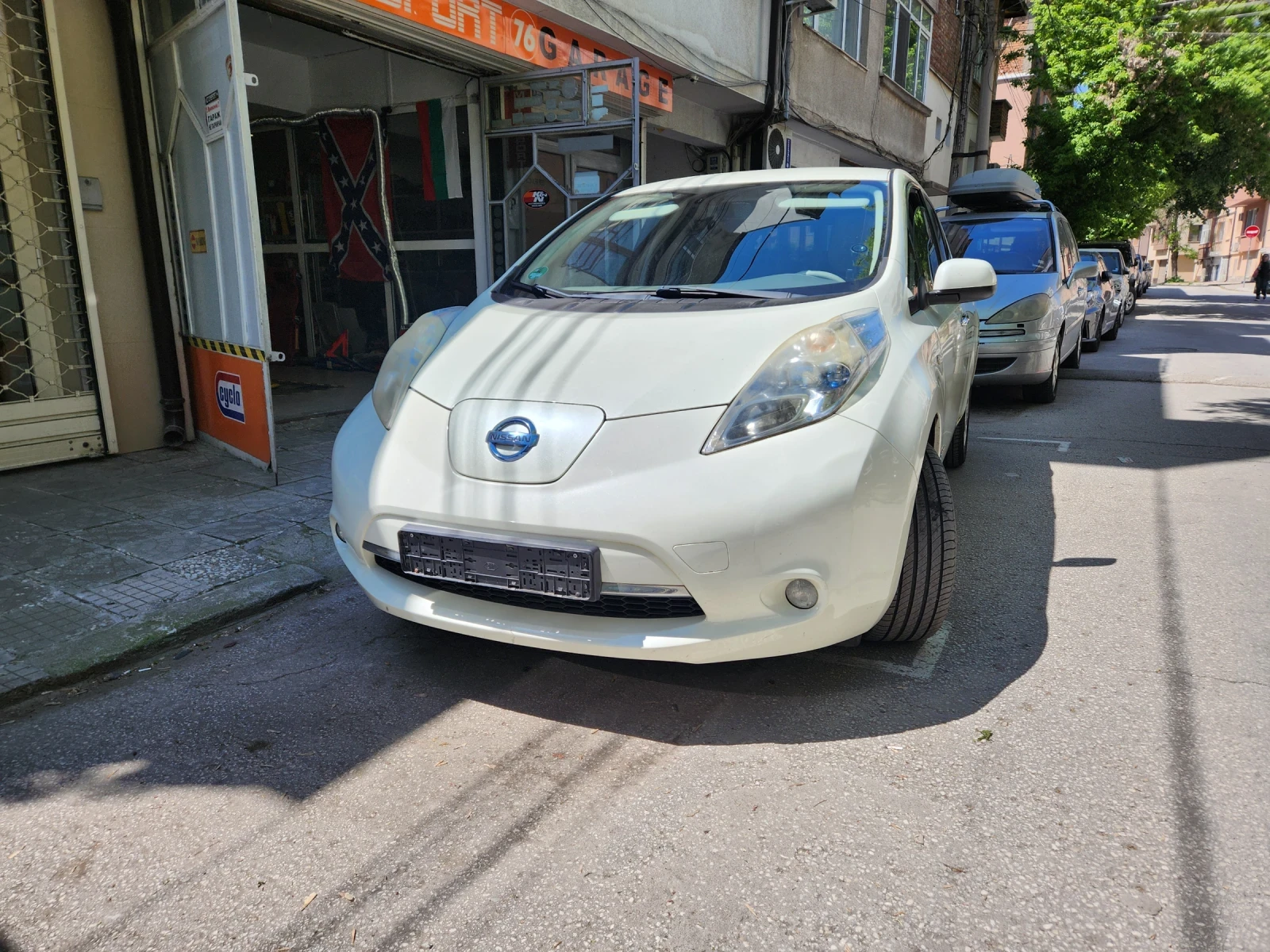 Nissan Leaf  ZE