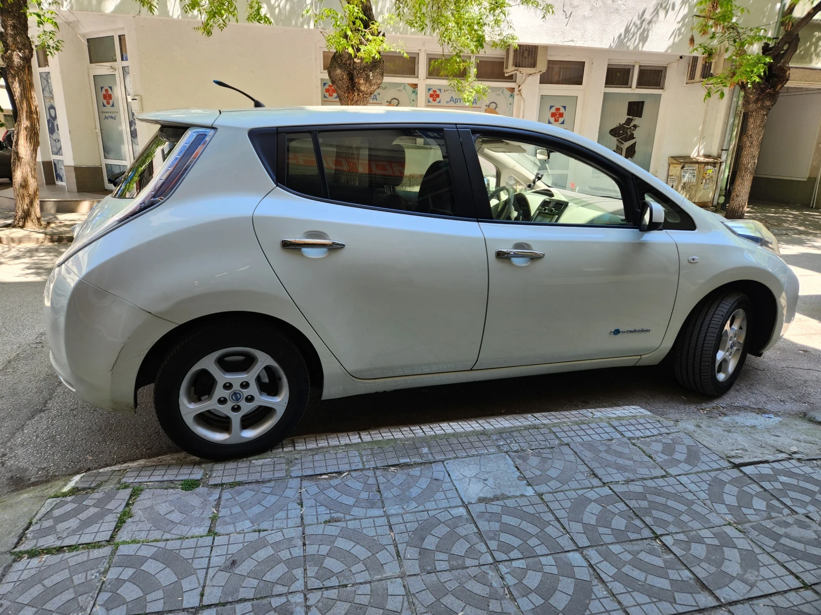 Nissan Leaf  ZE, снимка 6 - Автомобили и джипове - 54342705