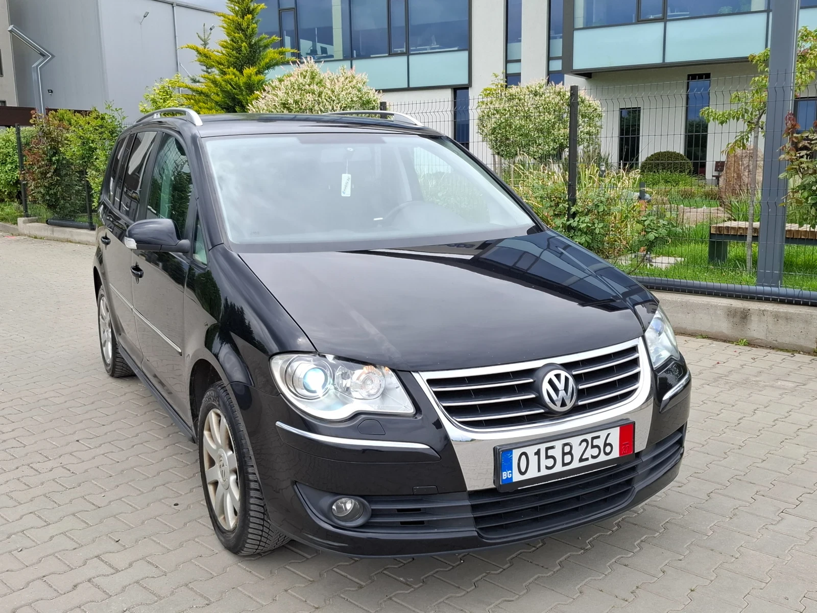 VW Touran 1.9TDI* (105кс)* FACELIFT* KLIMATRONIK* НОВ ВНОС* , снимка 6 - Автомобили и джипове - 54484368