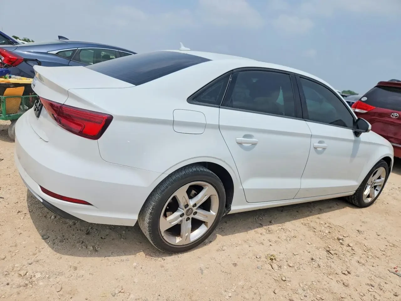 Audi A3 PREMIUM, снимка 5 - Автомобили и джипове - 54700093