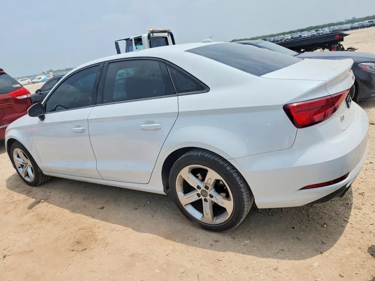 Audi A3 PREMIUM, снимка 4 - Автомобили и джипове - 54700093