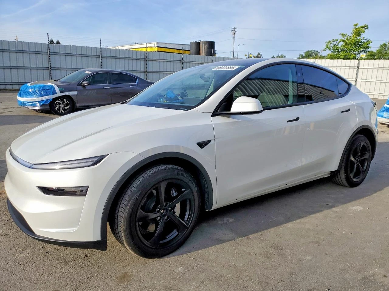 Tesla Model Y | Mobile.bg � ����������� 1