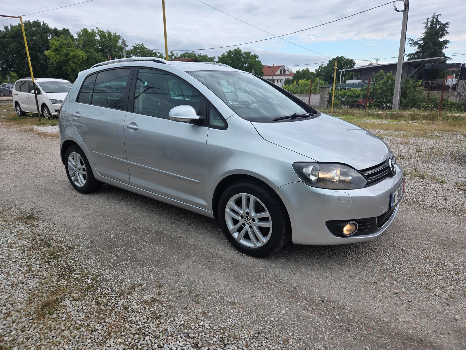 VW Golf Plus 2.0TDI 140 k.c.DSG NAVI, снимка 3 - Автомобили и джипове - 54894720