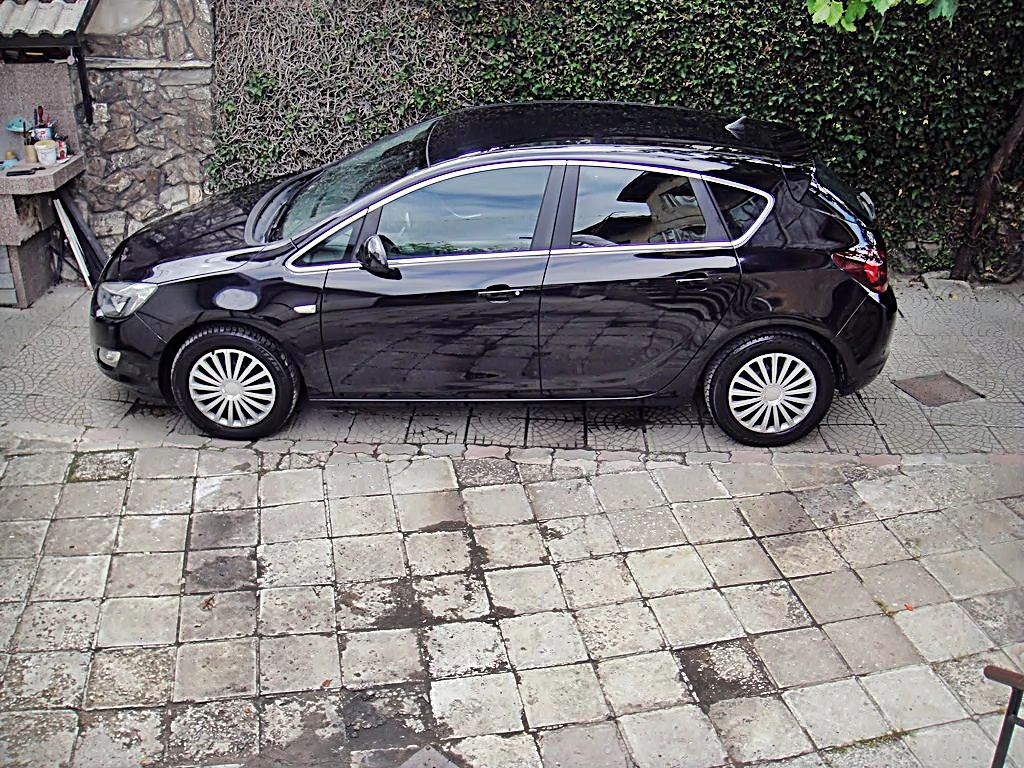 Opel Astra 1.4  ГЕРМАНИЯ, снимка 7 - Автомобили и джипове - 54954177