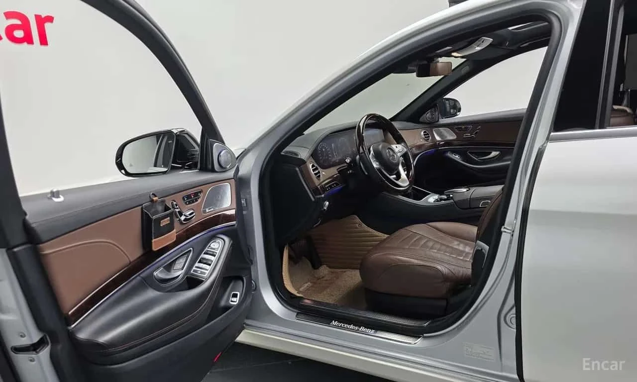 Mercedes-Benz S 560 L 4MATIC * HEADUP * ТЕЛЕВИЗОРИ , снимка 10 - Автомобили и джипове - 55559182