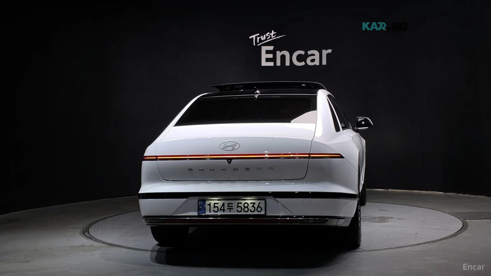 Hyundai Grandeur 2.5/CALLIGRAPHY/DRIVE-ASSISTS, снимка 4 - Автомобили и джипове - 55752134