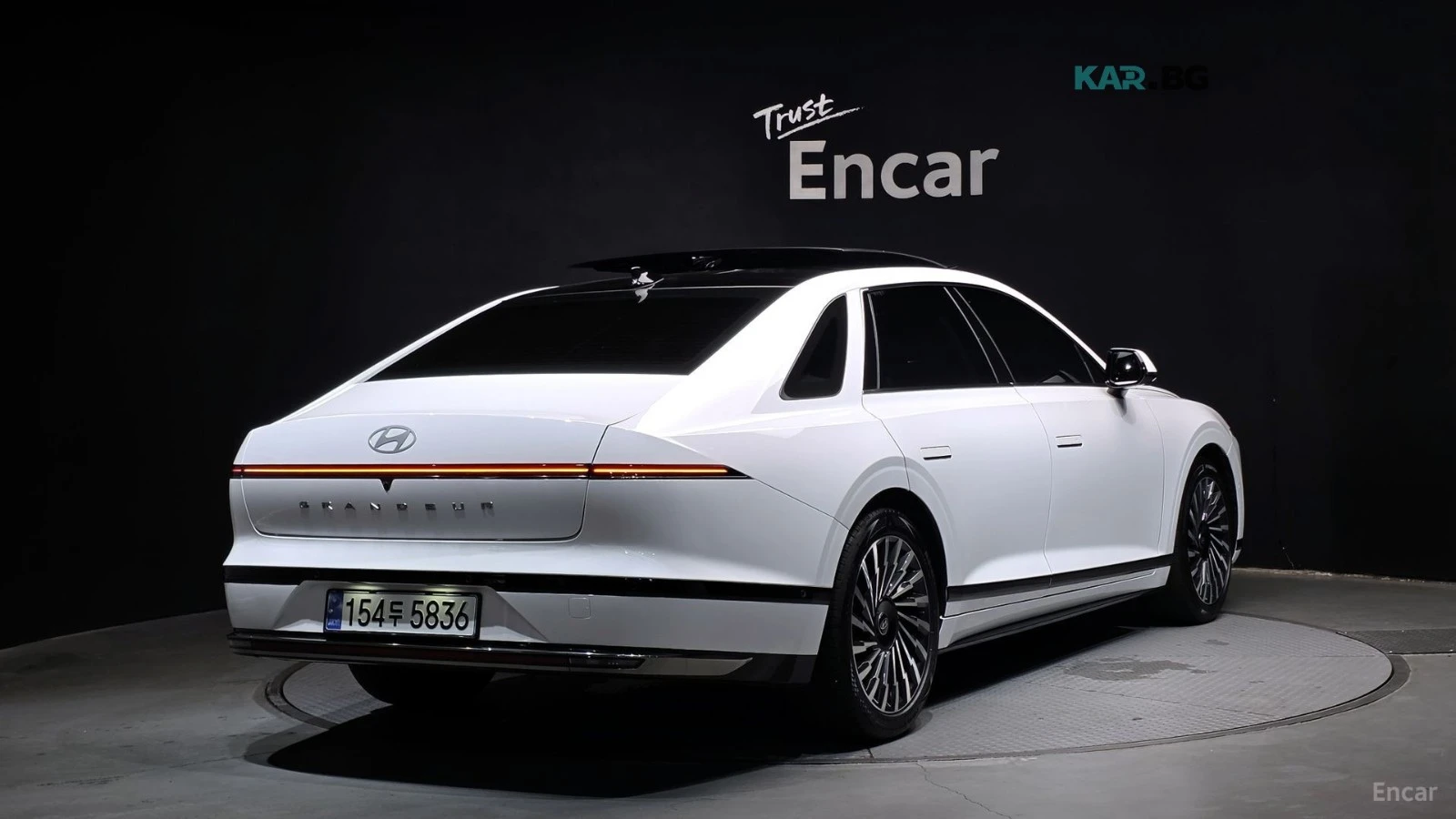 Hyundai Grandeur 2.5/CALLIGRAPHY/DRIVE-ASSISTS, снимка 3 - Автомобили и джипове - 55752134