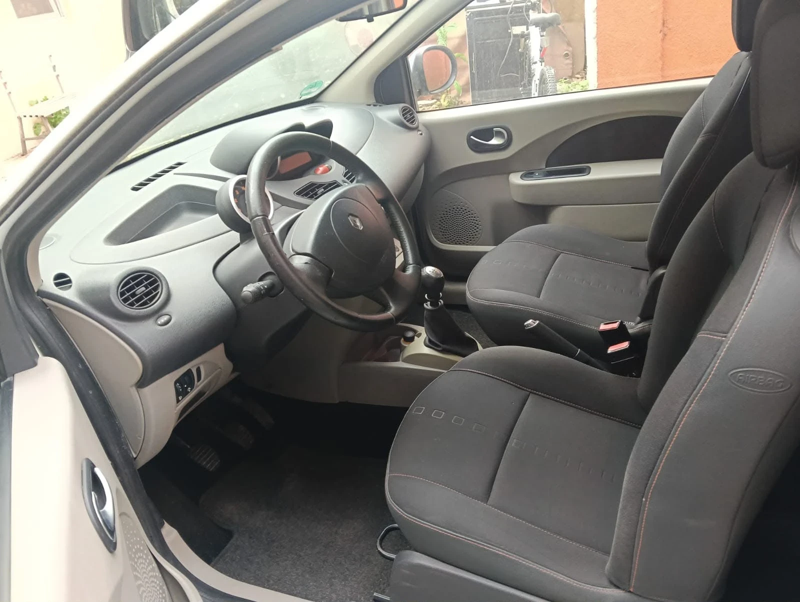 Renault Twingo, снимка 7 - Автомобили и джипове - 55806458