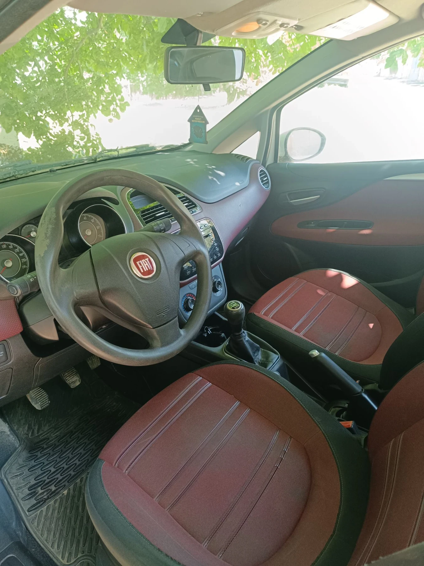 Fiat Punto 1.3 evo, снимка 8 - Автомобили и джипове - 55932171