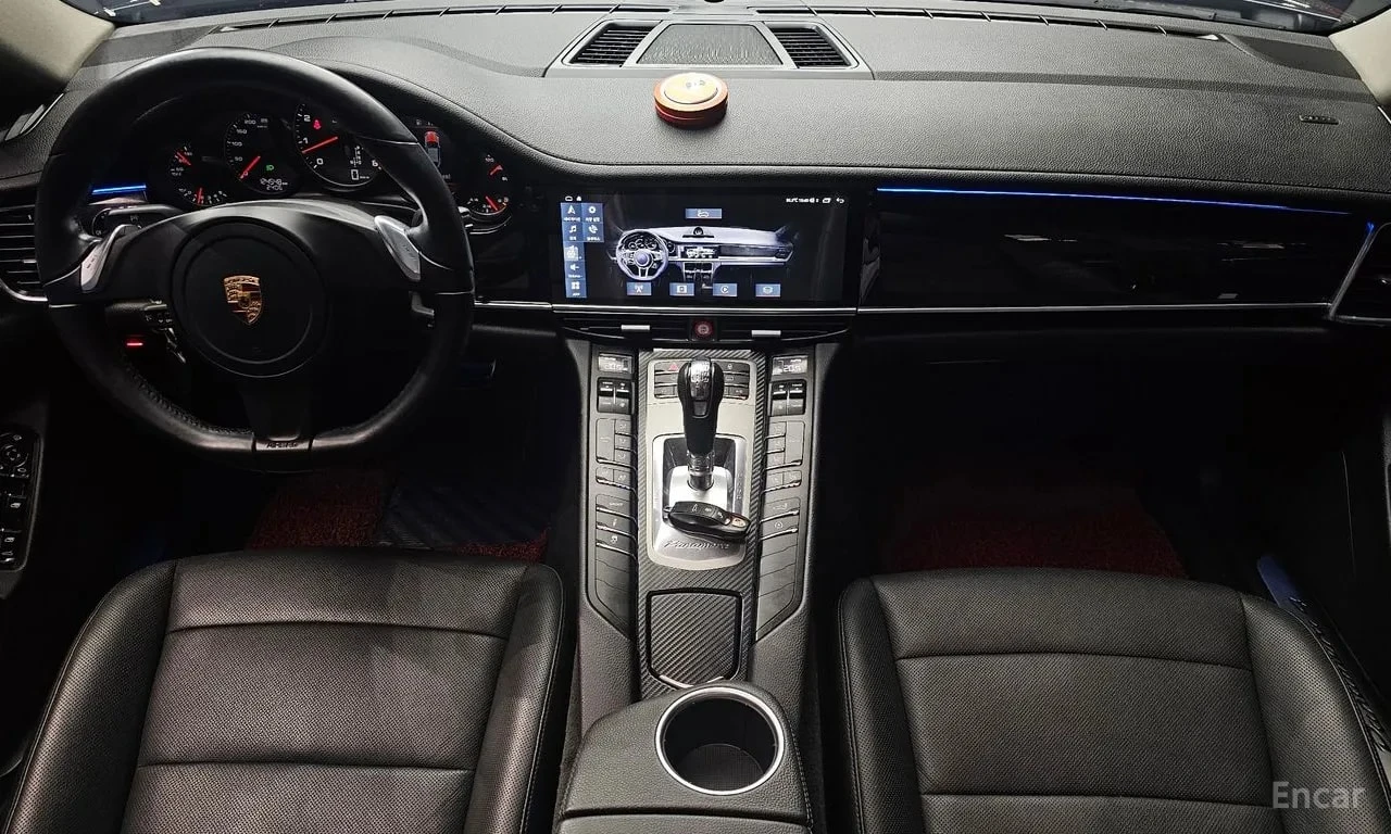 Porsche Panamera * 3.6 AWD * АВТОКРЕДИТ БЕЗ ПЪРВОНАЧАЛНА ВНОСКА* , снимка 7 - Автомобили и джипове - 56021519
