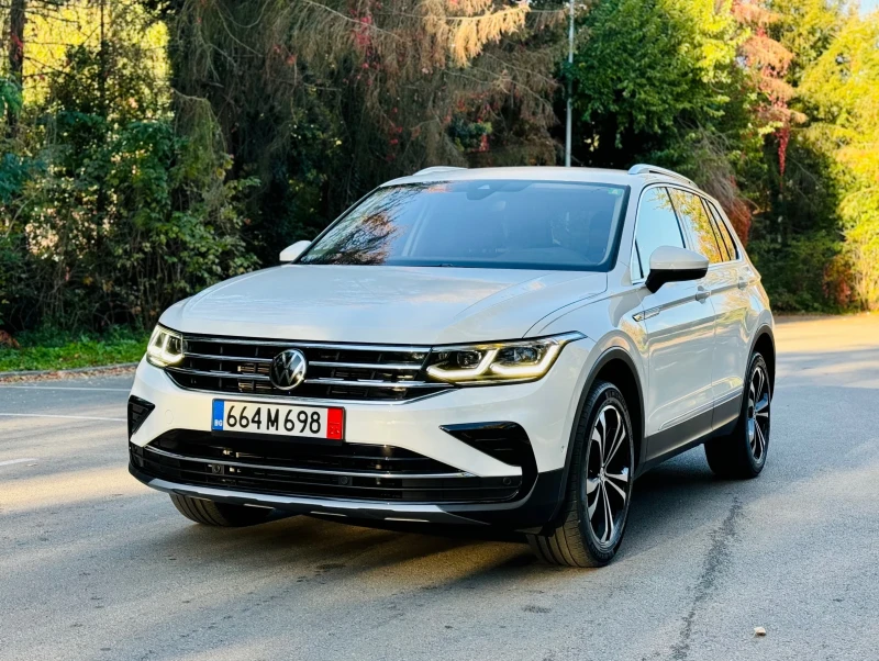 VW Tiguan 2.0TDi* 200кс* Head up* 55000км* РЕАЛНИ* , снимка 3 - Автомобили и джипове - 47659321