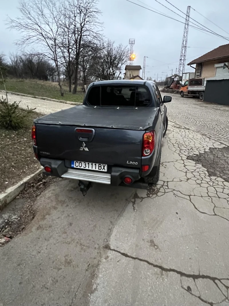 Mitsubishi L200 Пикап, снимка 4 - Автомобили и джипове - 48509988