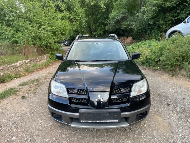 Mitsubishi Outlander 2.0I 4х4, снимка 2 - Автомобили и джипове - 51895615