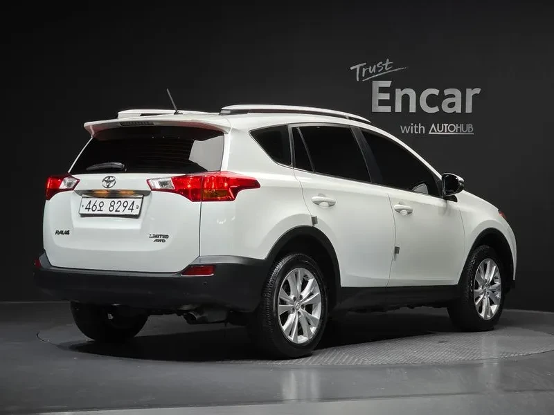 Toyota Rav4 2.5 4Wd, снимка 2 - Автомобили и джипове - 55796171