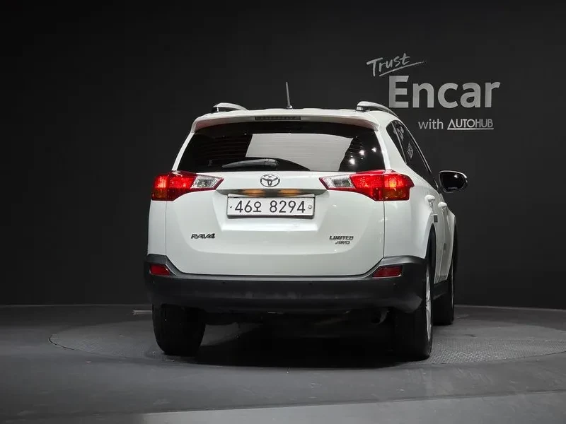 Toyota Rav4 2.5 4Wd, снимка 4 - Автомобили и джипове - 55796171