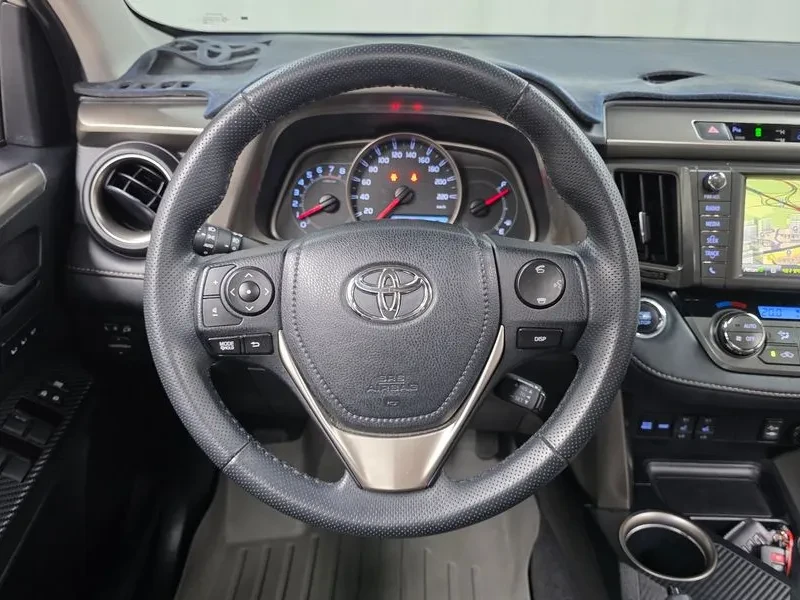 Toyota Rav4 2.5 4Wd, снимка 14 - Автомобили и джипове - 55796171