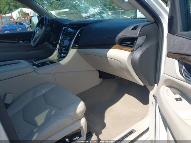 Cadillac Escalade  ESV 4WD LUXURY, снимка 9 - Автомобили и джипове - 56207956
