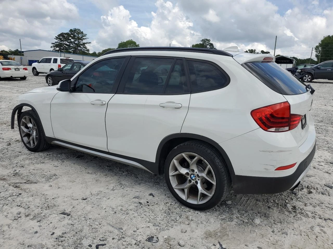 BMW X1 XDRIVE28I - изображение 2