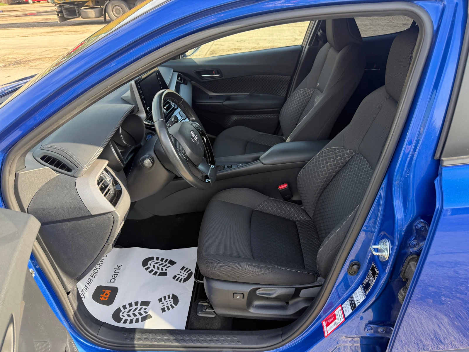 Toyota C-HR 1.8 Hybrid | Mobile.bg   9