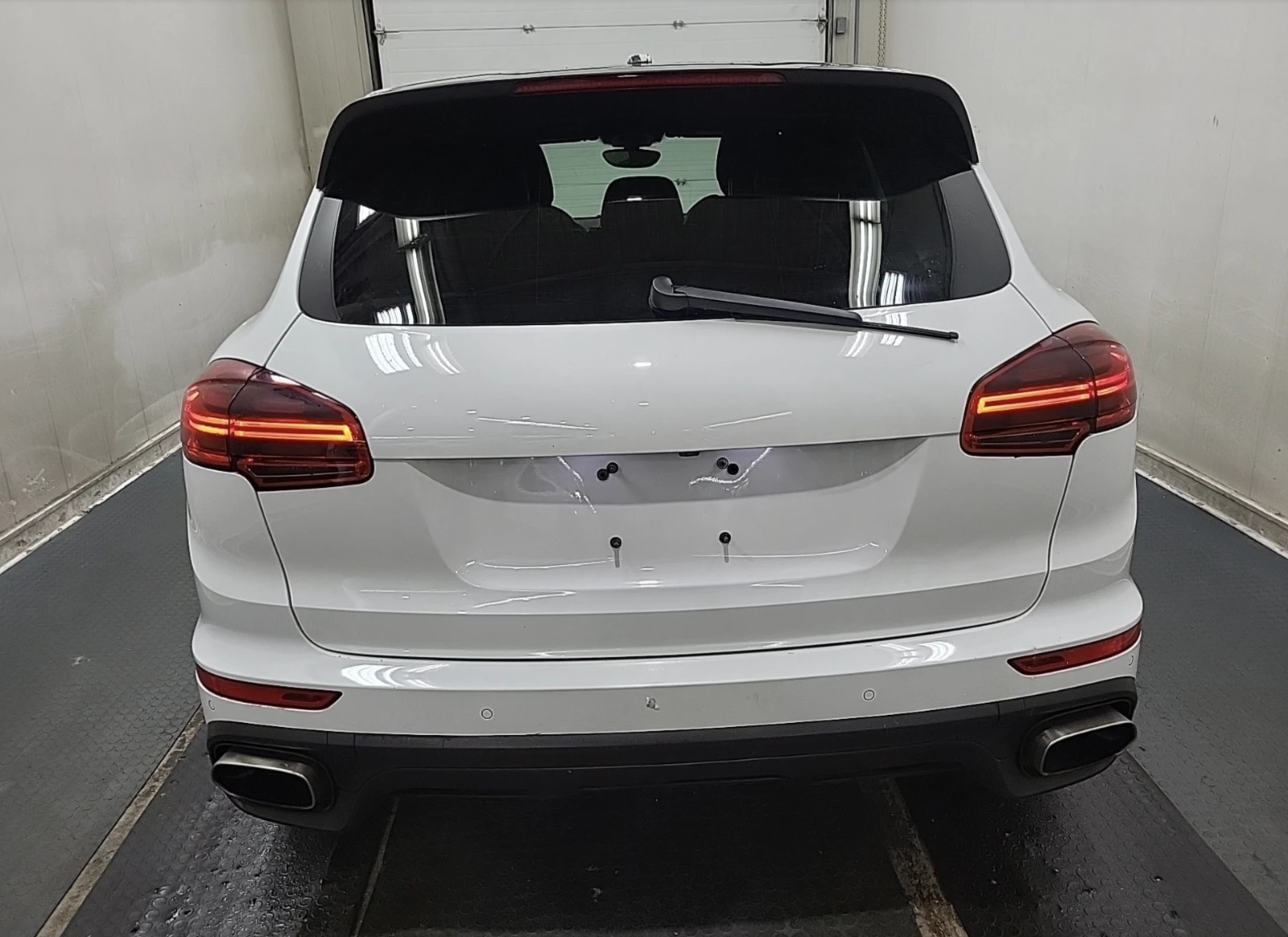 Porsche Cayenne AWD 4DR - изображение 5