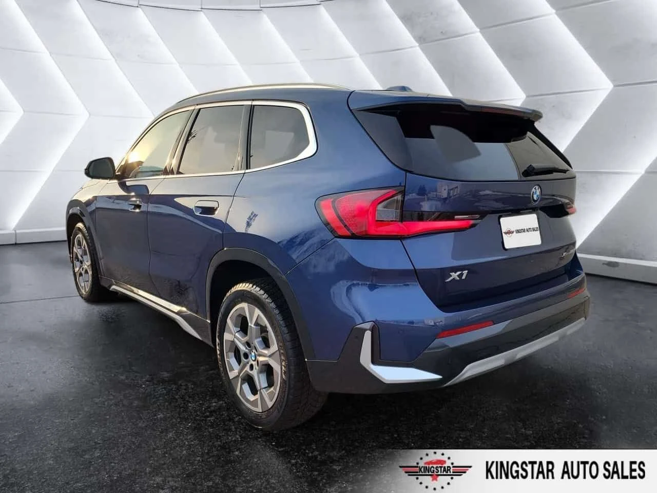 BMW X1 * xDrive28i Sports Activity Vehicle * CARFAX * ��� | Mobile.bg � ����������� 10