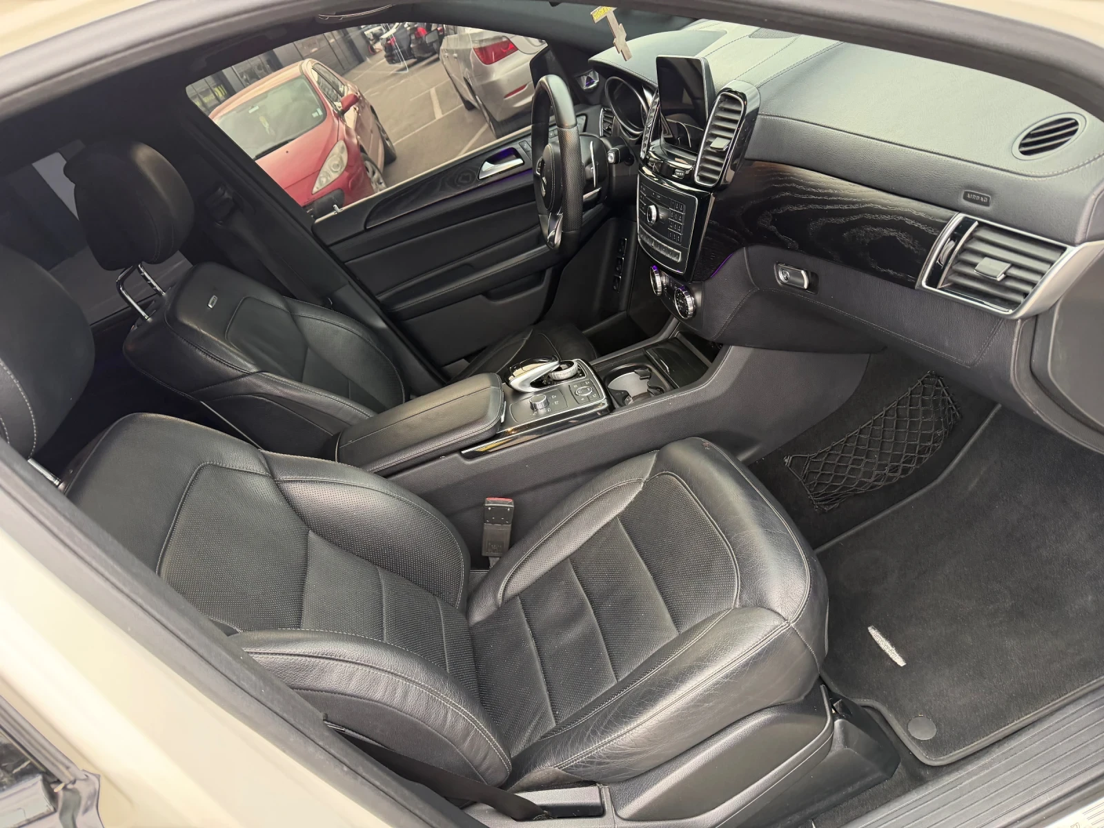 Mercedes-Benz GLS 350 Лизинг , снимка 10 - Автомобили и джипове - 53879055