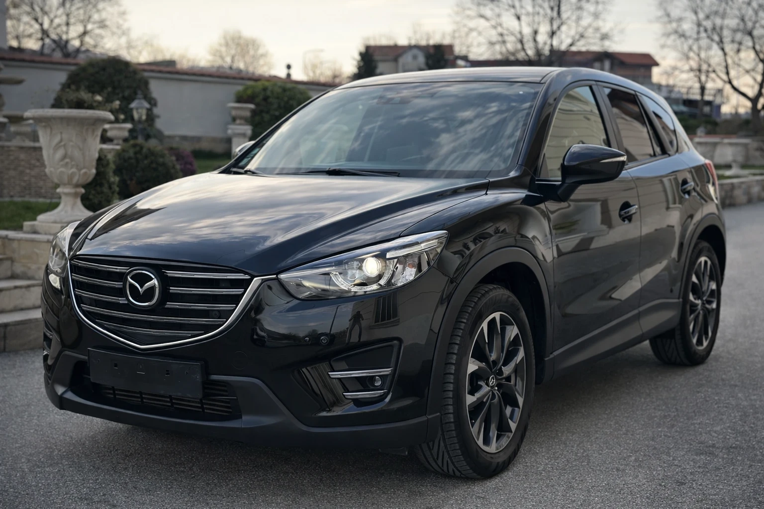 Mazda CX-5 SKY ACTIVE::FACE::4X4::BOSE::DISTRONIK::KAMERA::, снимка 2 - Автомобили и джипове - 53880300