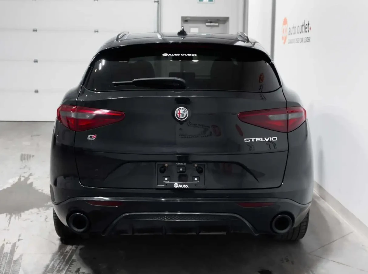 Alfa Romeo Stelvio 2022 Alfa Romeo Stelvio Veloce, снимка 5 - Автомобили и джипове - 53889067