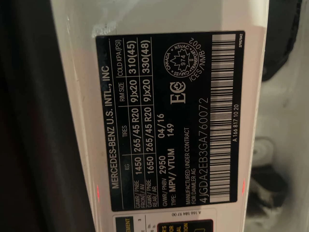 Mercedes-Benz GLE 350d  CARFAX, снимка 11 - Автомобили и джипове - 54148550