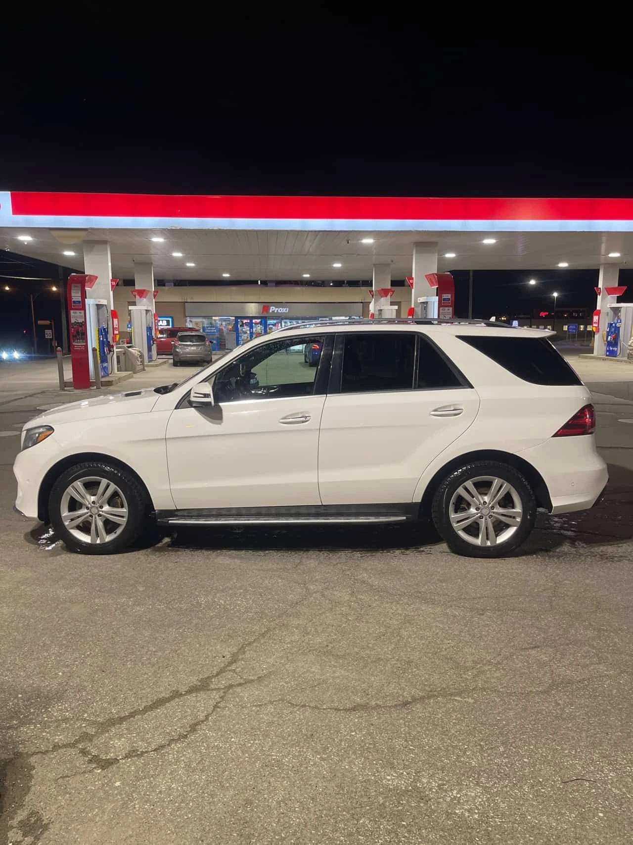 Mercedes-Benz GLE 350d  CARFAX, снимка 2 - Автомобили и джипове - 54148550