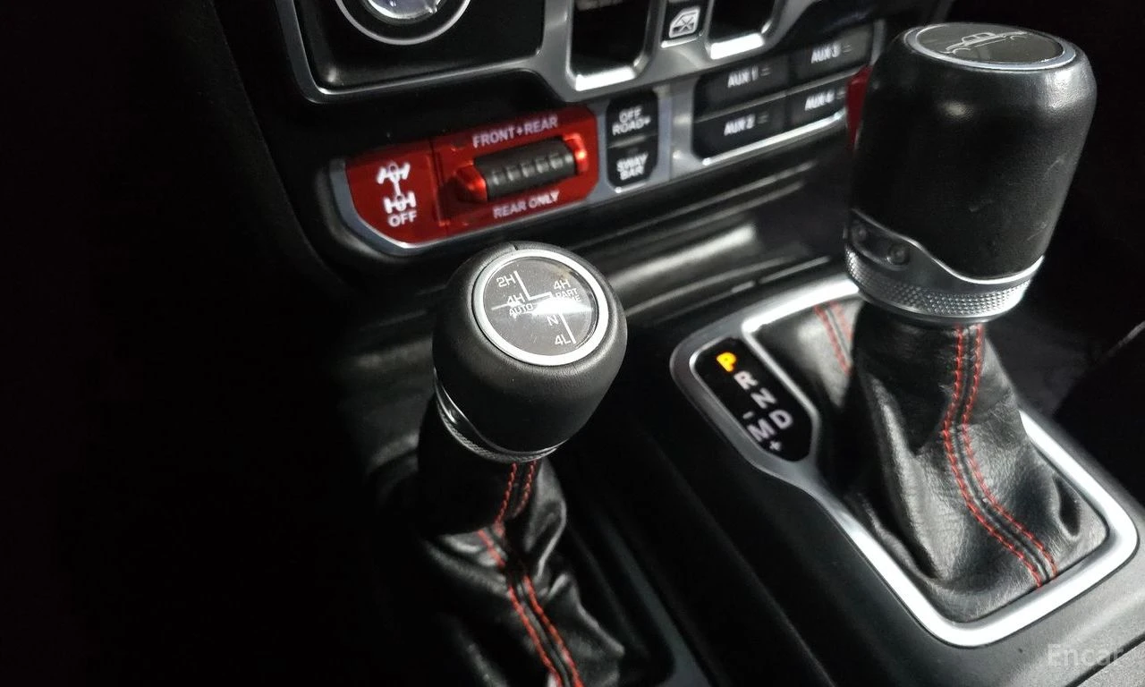 Jeep Gladiator 3.6* RUBICON* ПОДГРЕВ* КАМЕРА* , снимка 11 - Автомобили и джипове - 54432146