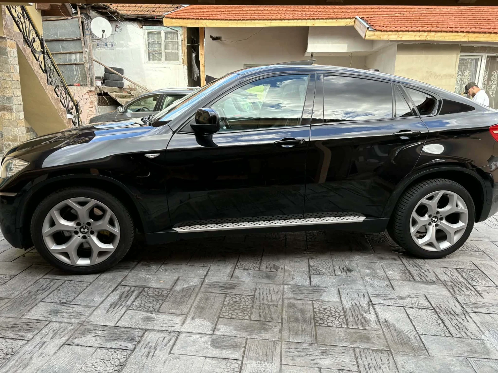 BMW X6, снимка 2 - Автомобили и джипове - 55377863