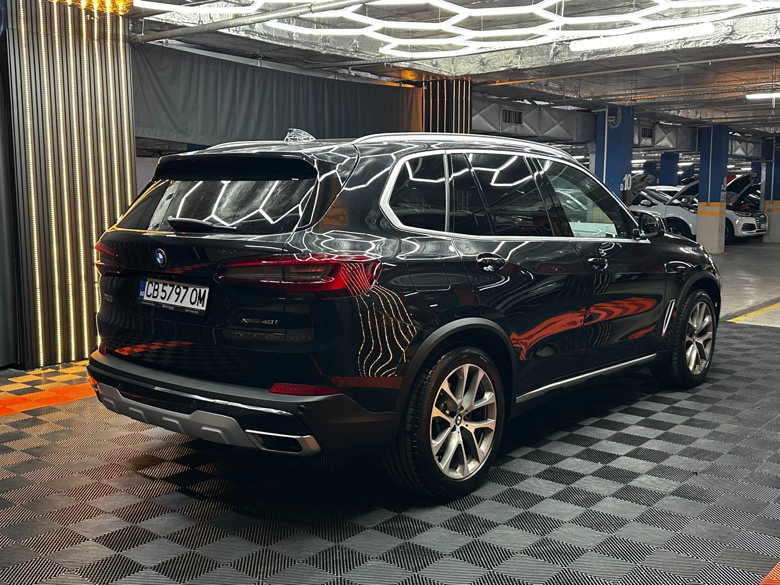 BMW X5 3.0 hybrid 340 к.с./Сервизна история/Доказани км, снимка 4 - Автомобили и джипове - 55483906