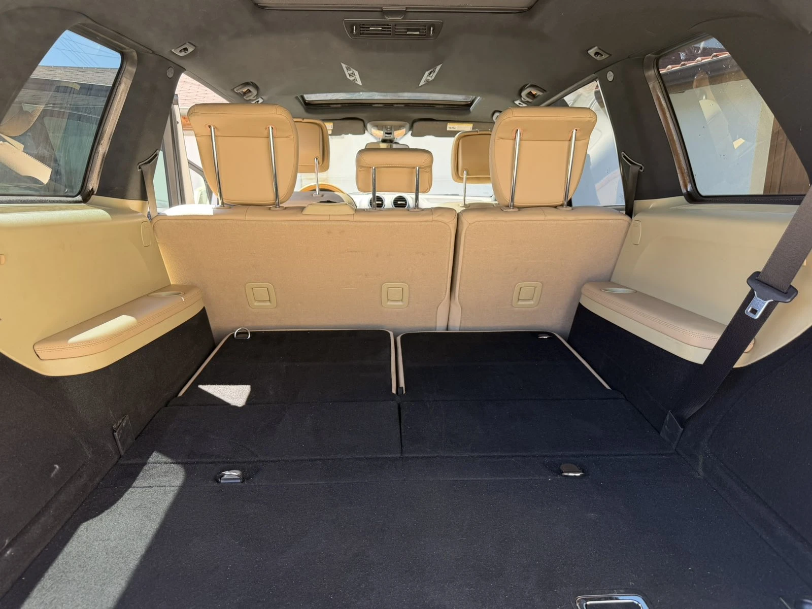 Mercedes-Benz GL 550, снимка 13 - Автомобили и джипове - 56007521